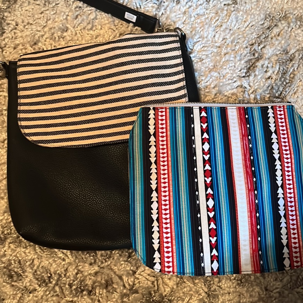 THIRTY ONE Magnetic Shoulder Purse WITH INSERT
